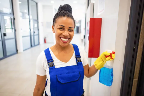 Limpeza de escola em Nova Andradina